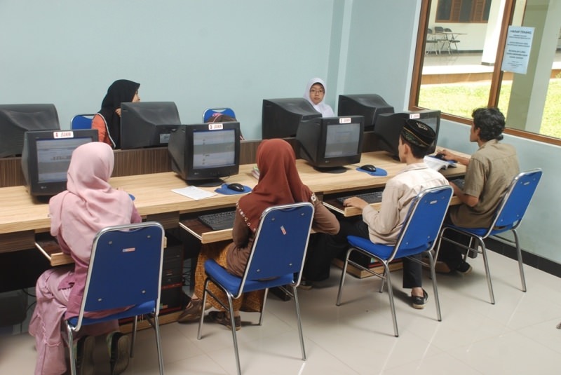 KAMPUS (1)
