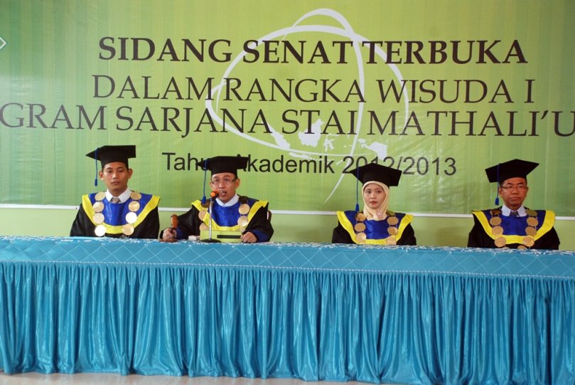 Wisuda 1 STAIMAFA (1)
