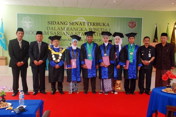 Wisuda 1 STAIMAFA (8)