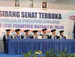 Wisuda ke IV – Institut Pesantren Mathali’ul Falah