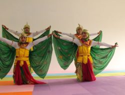 PGRA Lestarikan Budaya Indonesia Dengan Menari