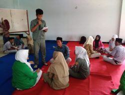 Training Perdamaian Peringati Hari Santri Nasional