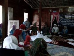 Pelatihan Merawat Jenazah Wanita Bersama Tim KKN Serutsadang