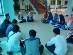 Forum Kamisan Mahasiswa PUSAT FISI Angkat Psikologi Sebagai Tema Kajian
