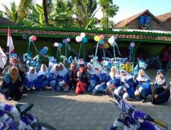 KKN Ipmafa Dukuhseti Meriahkan HUT RI 74 Dengan Konvoi Sepeda Rally