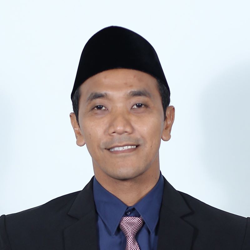 Isyrokh Fuaidi, LL.M